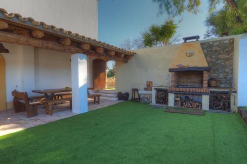 Foto del exterior de Villa Can Roig by Hello Homes Sitges