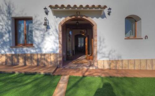 Foto del exterior de Villa Can Roig by Hello Homes Sitges