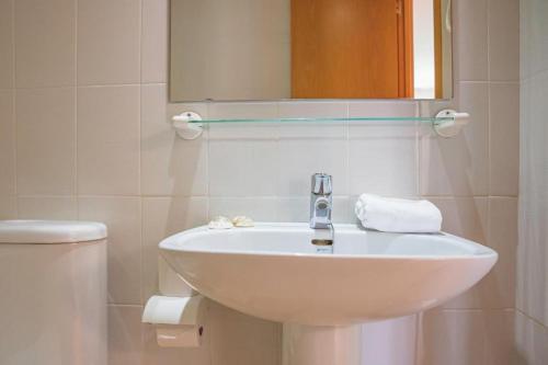 Foto del baño de Aptos. Comte D´Empuries