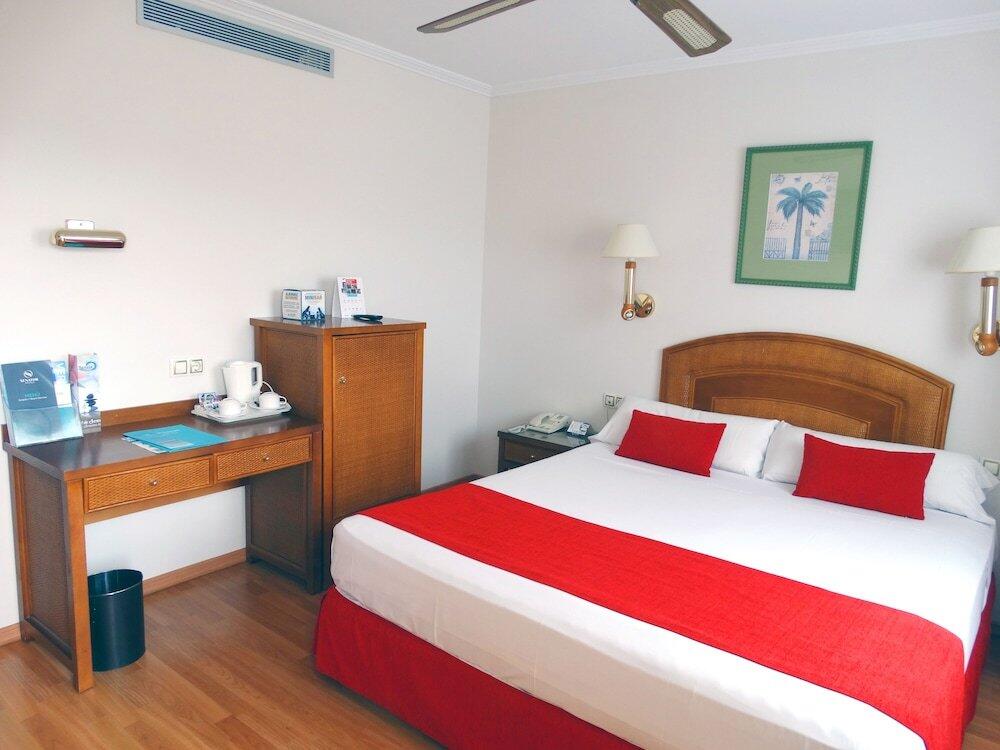 Foto de una habitación de Hotel Senator Marbella