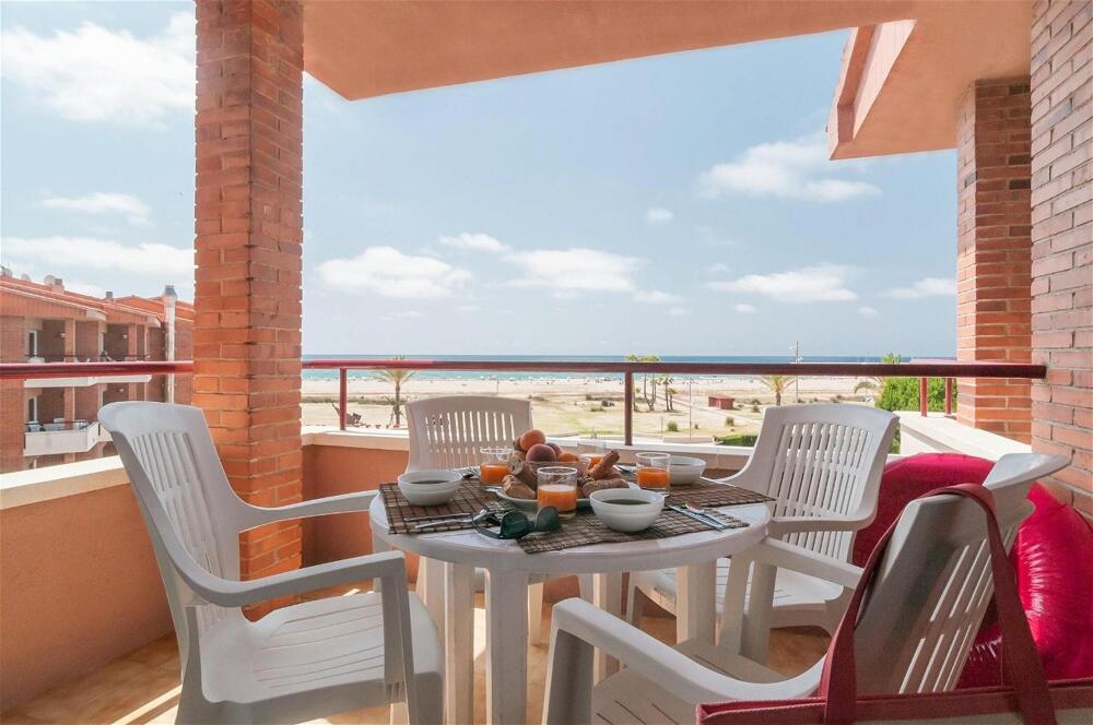 Foto del exterior de Apartamentos Pierre &amp;amp; Vacances Comarruga