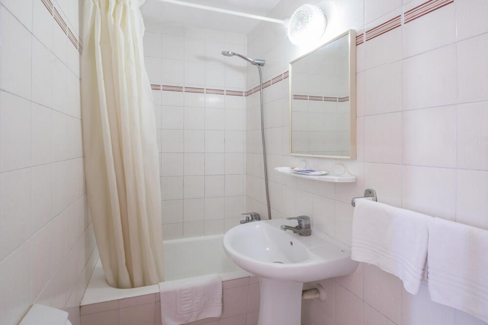 Foto del baño de Hotel htop Planamar