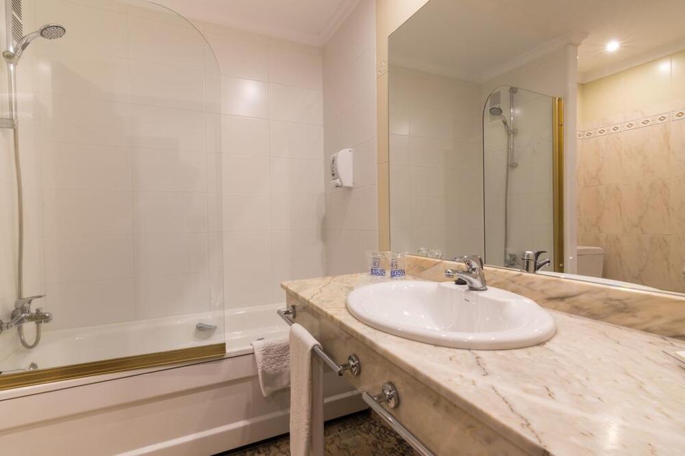 Foto del baño de Hotel Bahía de Vigo