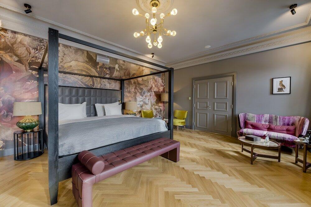 Foto de una habitación de Grand Poet Hotel by Semarah
