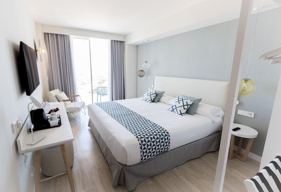 Foto de una habitación de Palladium Hotel Menorca
