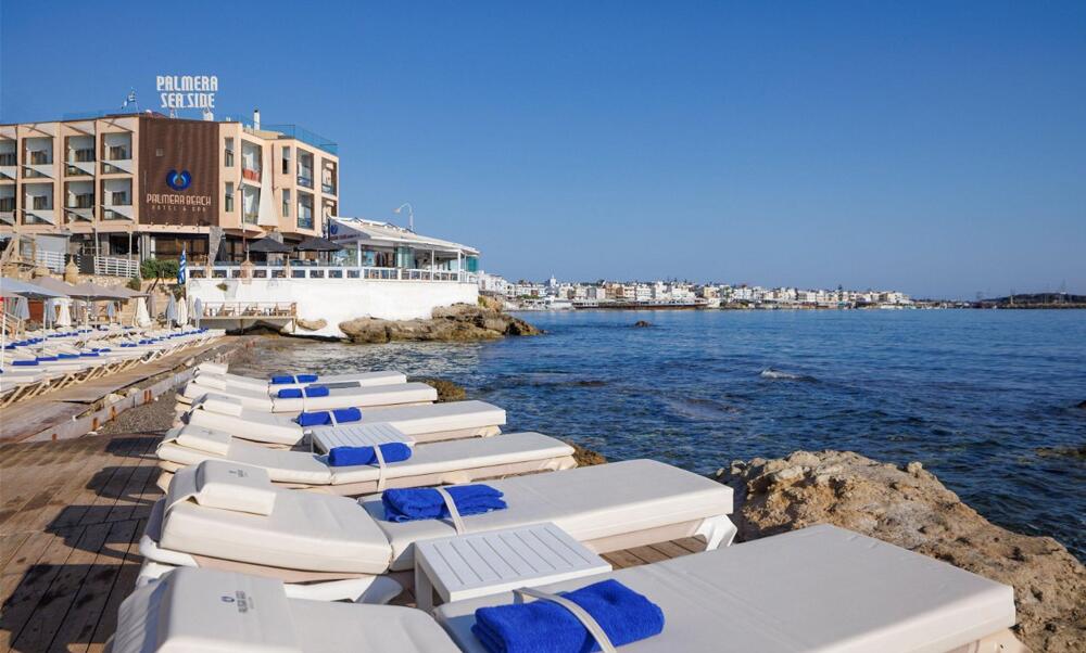 Foto del entorno de Palmera Beach Hotel &amp;amp; Spa - Adults Only