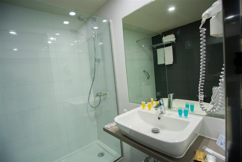 Foto de una habitación de Hotel Marbella Inn