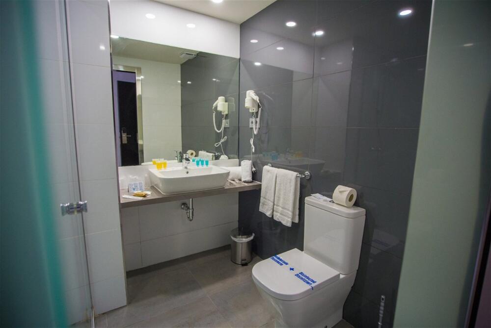 Foto del baño de Hotel Marbella Inn