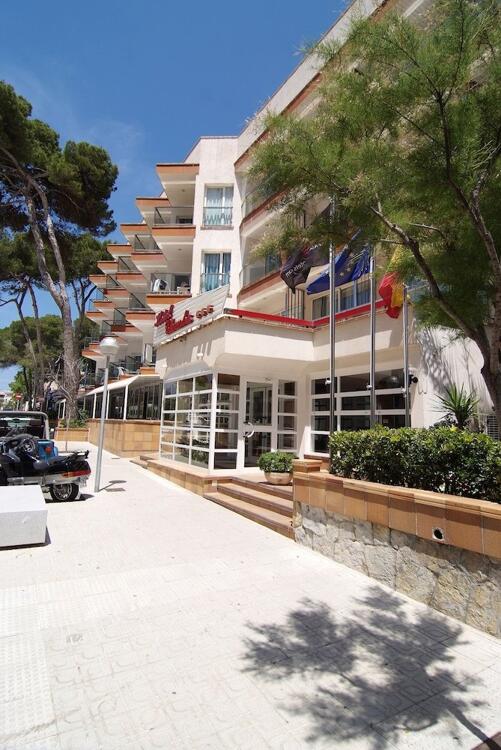 Foto del exterior de Hotel Clumba
