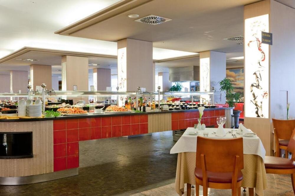 Foto general de Adrián Hoteles Roca Nivaria