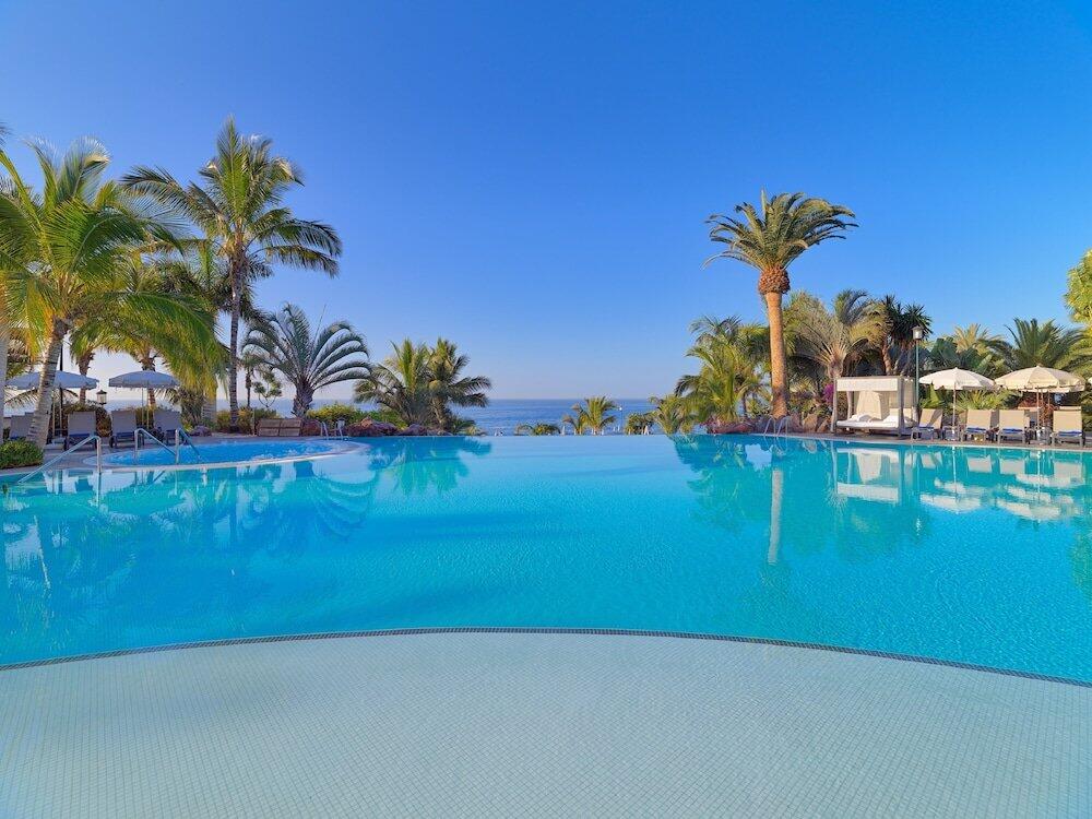 Foto general de Adrián Hoteles Roca Nivaria