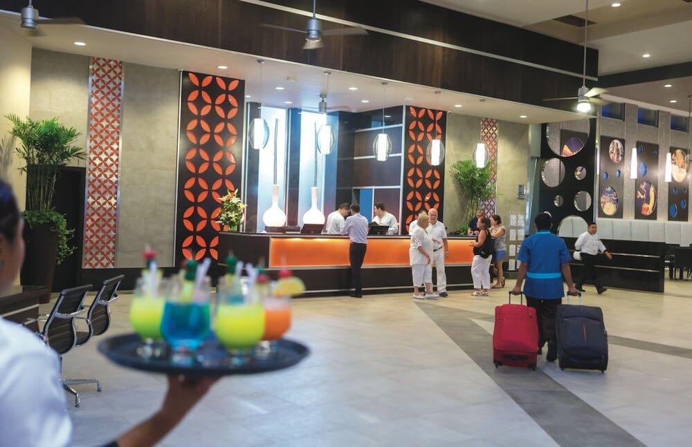 Foto de las zonas nobles de Aparthotel Riu Playacar - All Inclusive