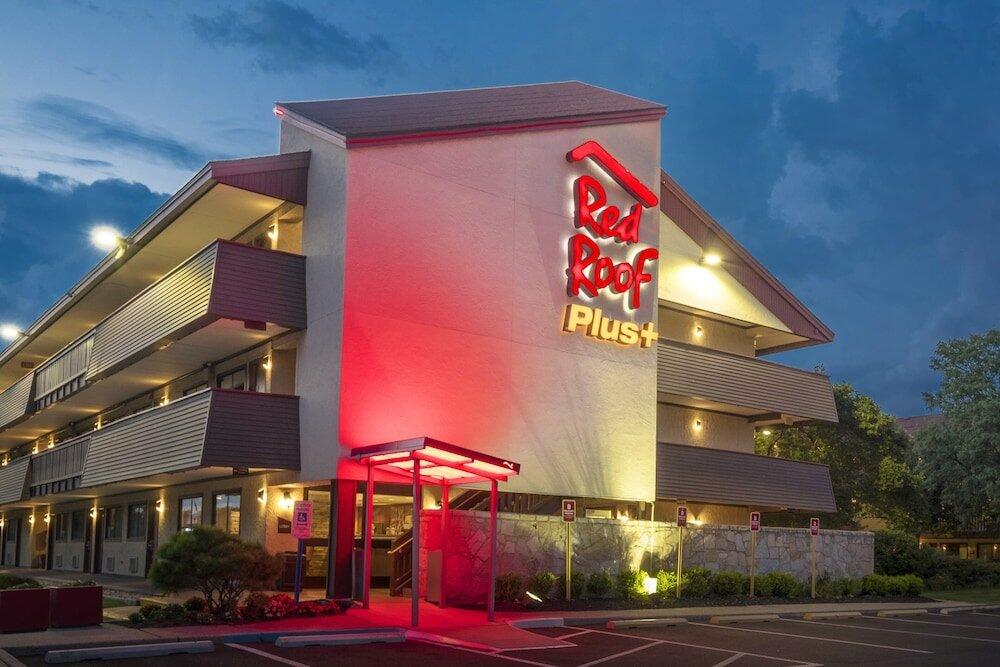Foto del exterior de Hotel Red Roof Inn PLUS+ Secaucus - Meadowlands