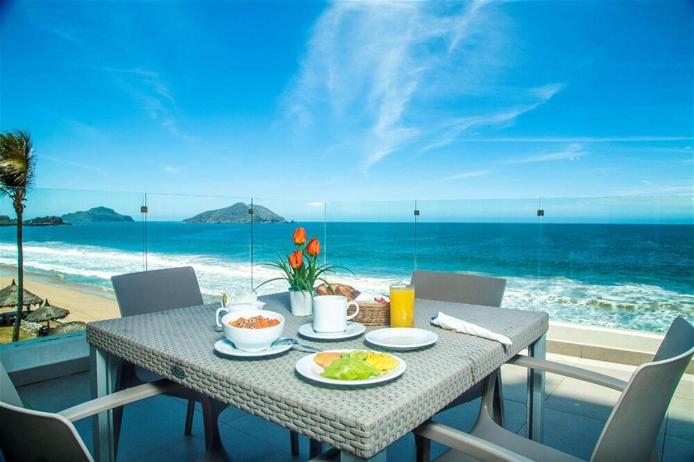 Foto general de Hotel Park Inn by Radisson Mazatlán