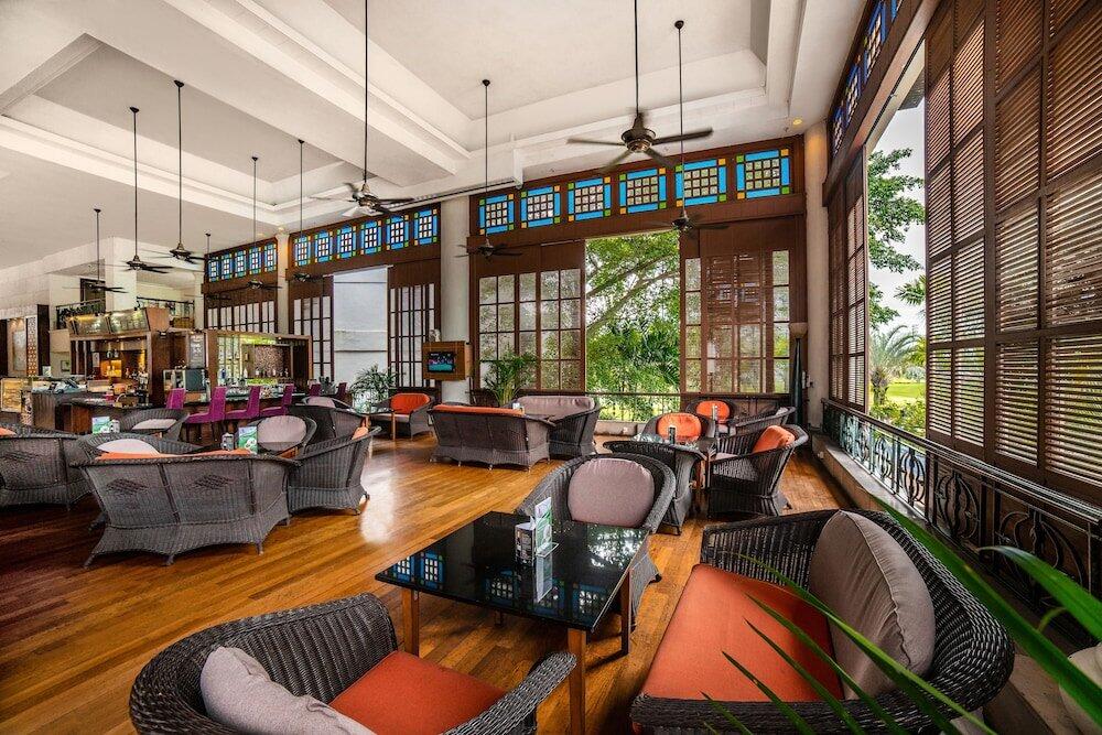 Foto de restauración de Glenmarie Hotel and Golf Resort