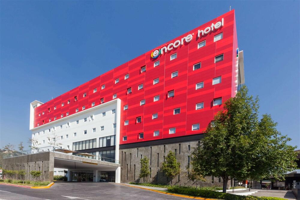 Foto del exterior de Hotel Ramada Encore Guadalajara