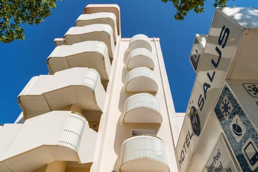 Foto del exterior de Salus Smart &amp;amp; Chic Hotel