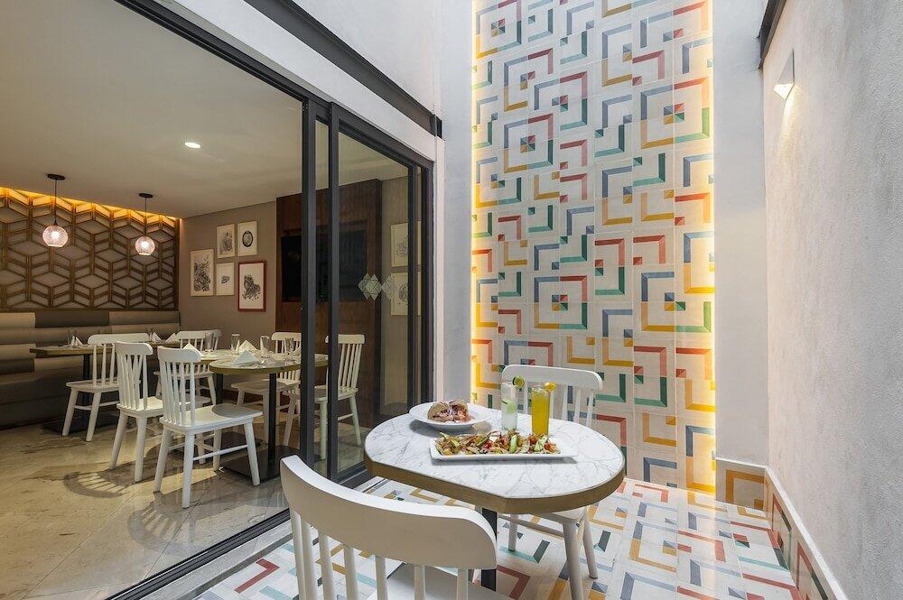 Foto de restauración de FCH Hotel Providencia - Exclusive For Adults