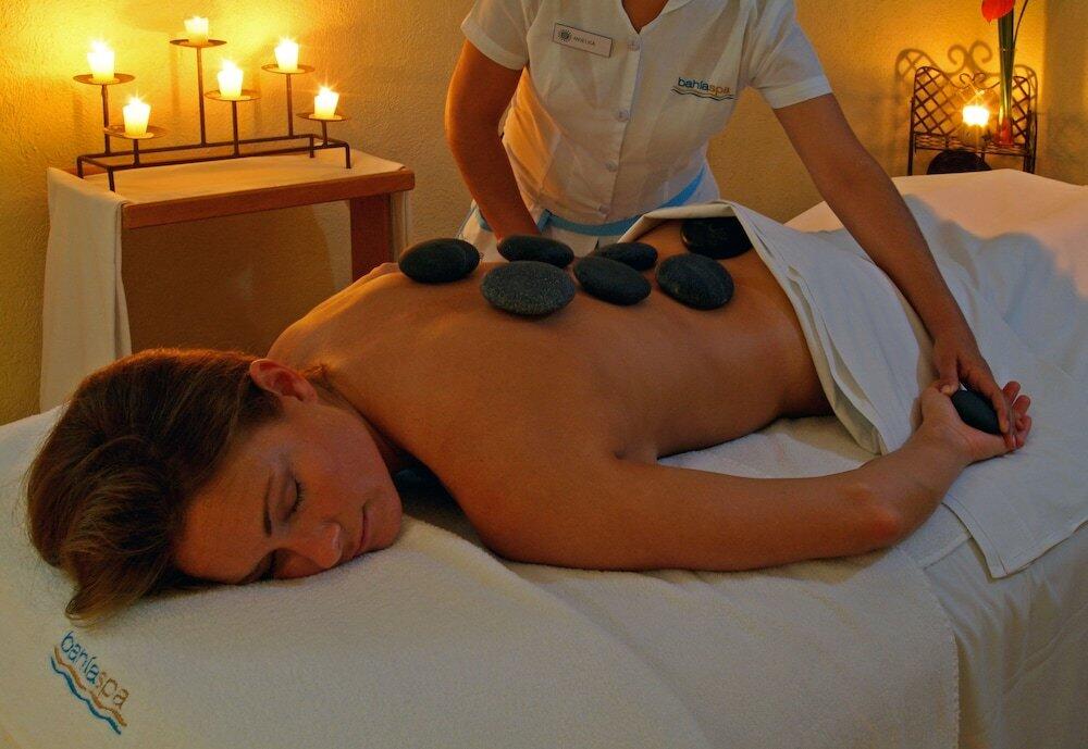 Foto de los servicios de Complejo Bahia Principe Luxury Bouganville - Adults Only All Inclusive