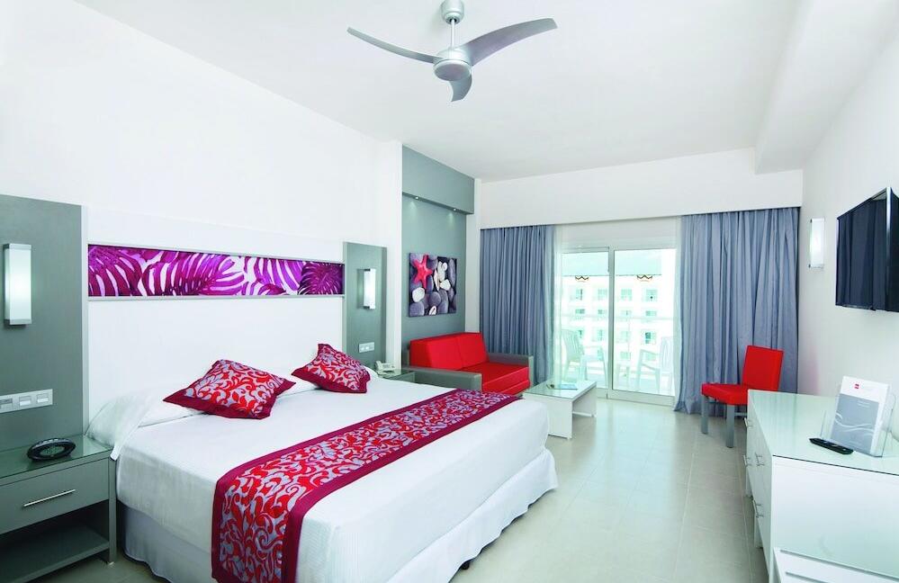 Foto de una habitación de Hotel Riu Playa Blanca - All Inclusive