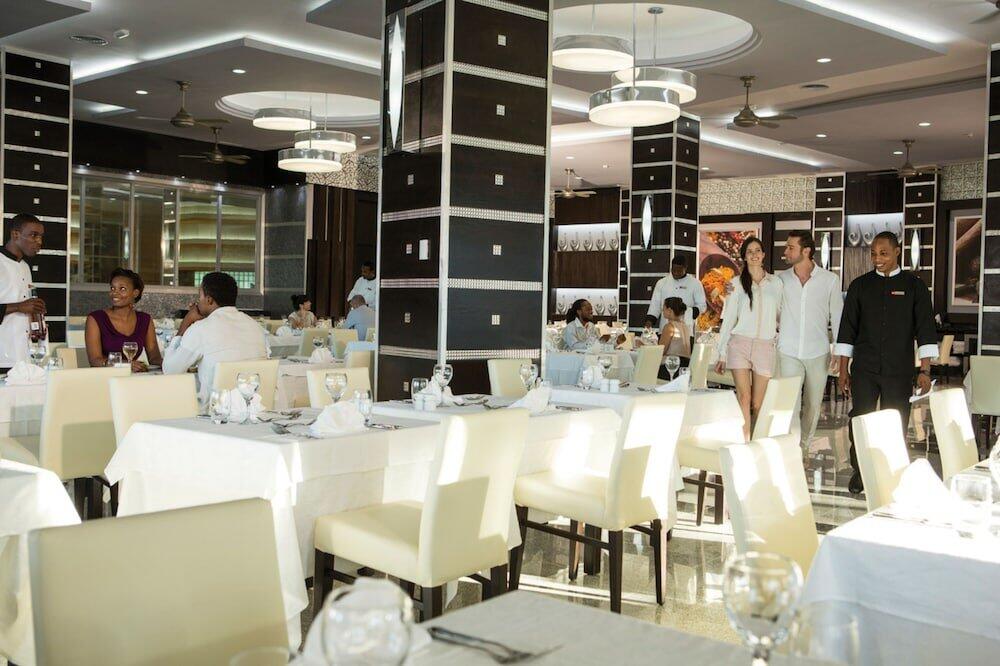 Foto de restauración de Hotel Riu Palace Jamaica - Adults Only - All Inclusive