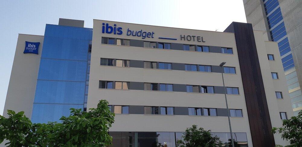 Foto del exterior de Hotel ibis budget Huerta De Murcia
