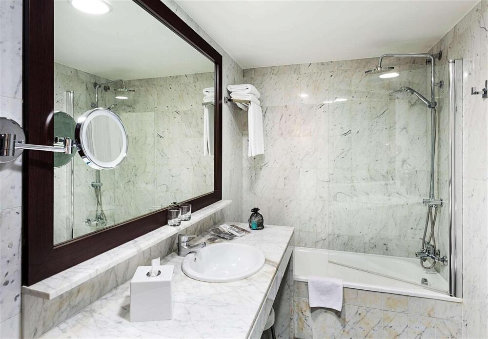 Foto de una habitación de Hotel Catalonia Giralda