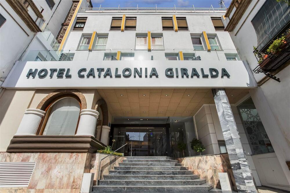 Foto del exterior de Hotel Catalonia Giralda