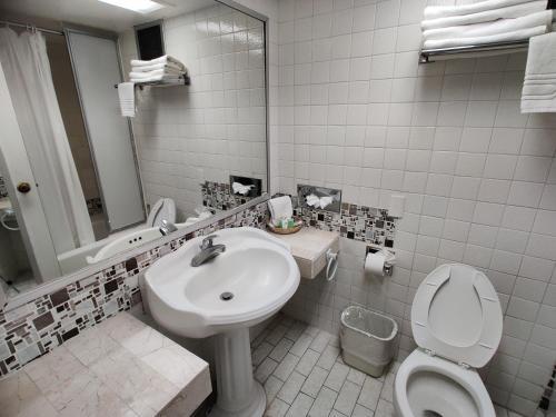 Bathroom – Hotel Aristos Puebla