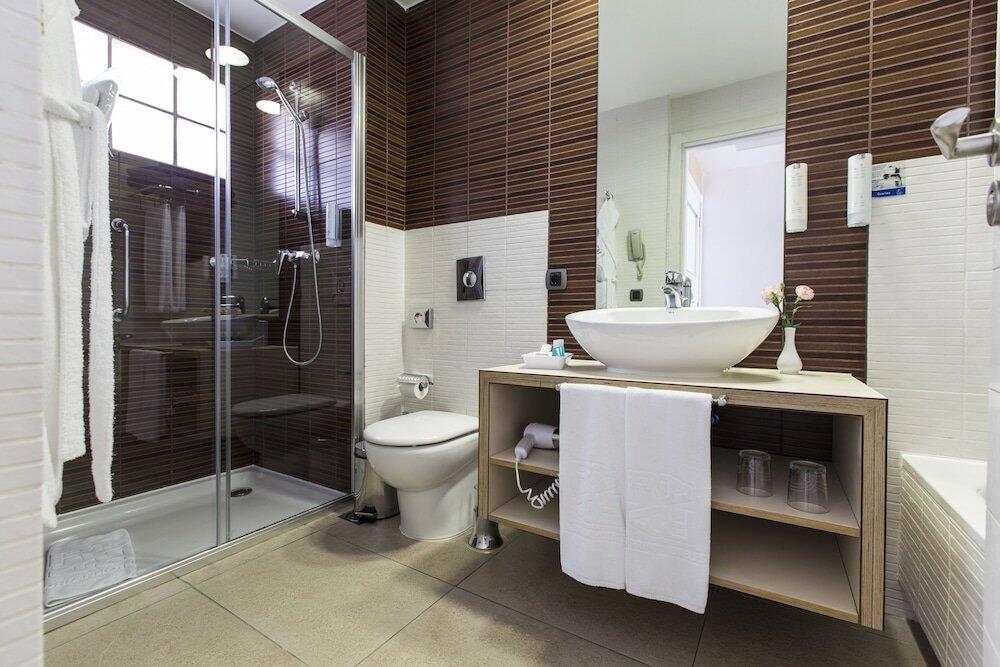 Foto del baño de Adrián Hoteles Colón Guanahaní Adultos Only
