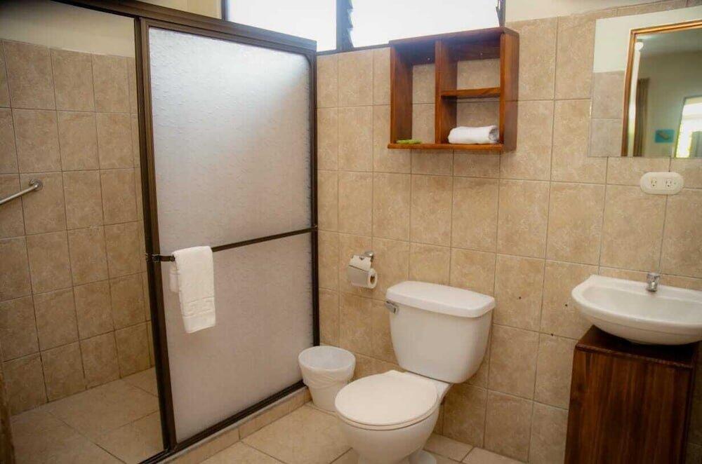 Foto del baño de Hotel &amp;amp; Villas Huetares