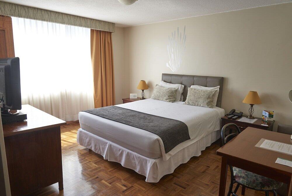 Foto de una habitación de Hotel Embassy Quito