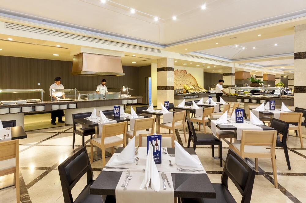 Foto de restauración de Hotel Best Jacaranda
