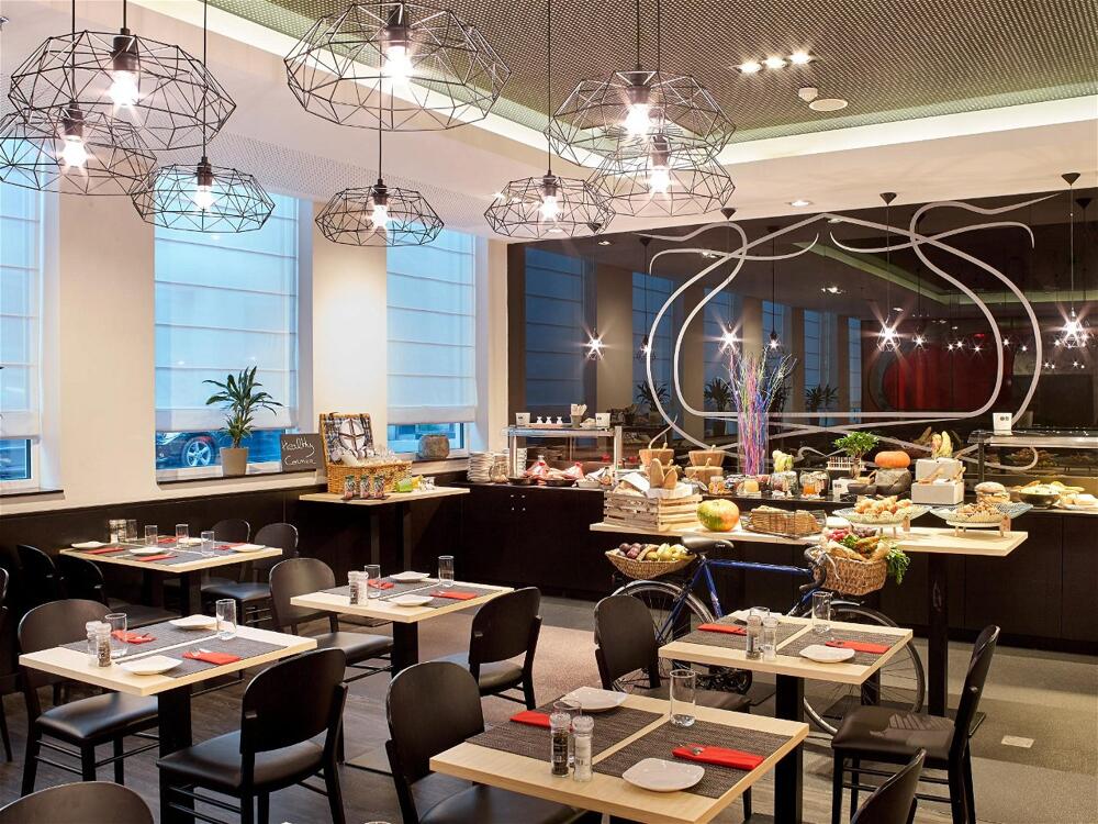 Foto de restauración de Hotel Park Inn by Radisson Brussels Midi
