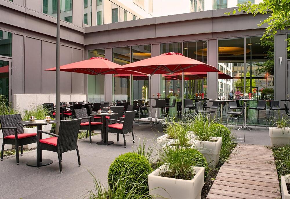 Foto general de Hotel Park Inn by Radisson Brussels Midi