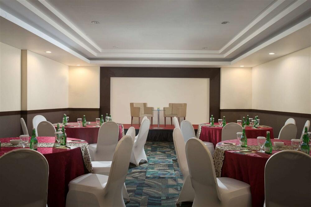 Foto de los servicios de Best Western Plus Kemayoran Hotel