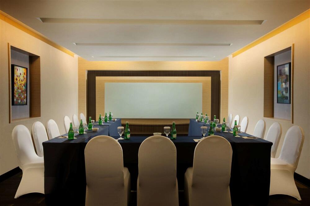 Foto de los servicios de Best Western Plus Kemayoran Hotel