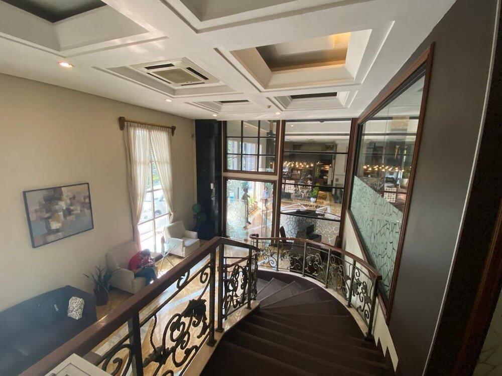 Foto de las zonas nobles de Best Western Plus Kemayoran Hotel