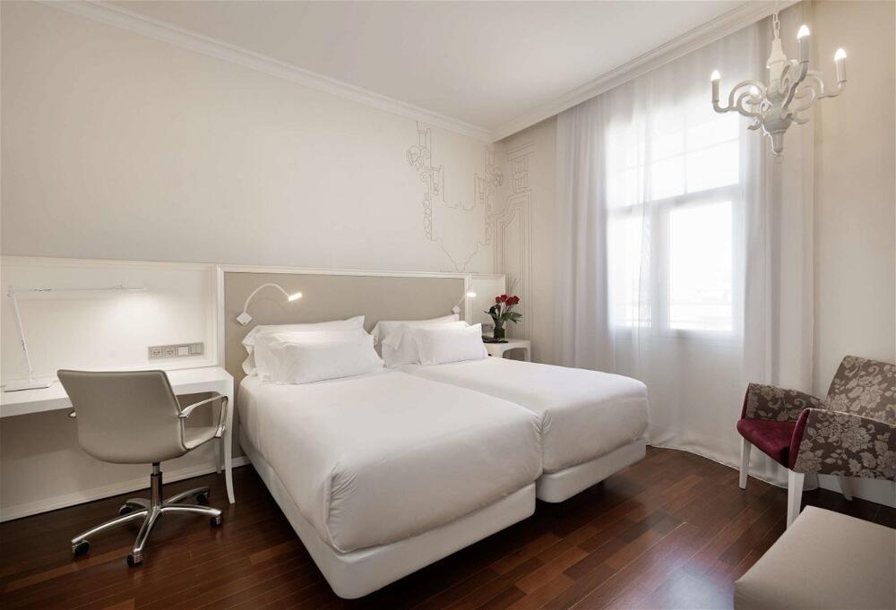 Foto de una habitación de Hotel NH Collection Madrid Abascal