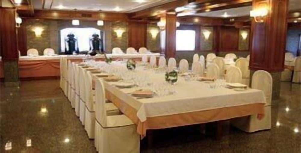 Foto de los servicios de Hotel Los Olmos