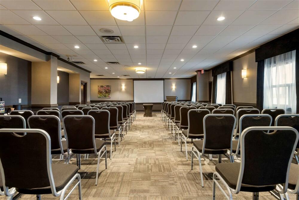 Foto de los servicios de Best Western Plus Village Park Inn