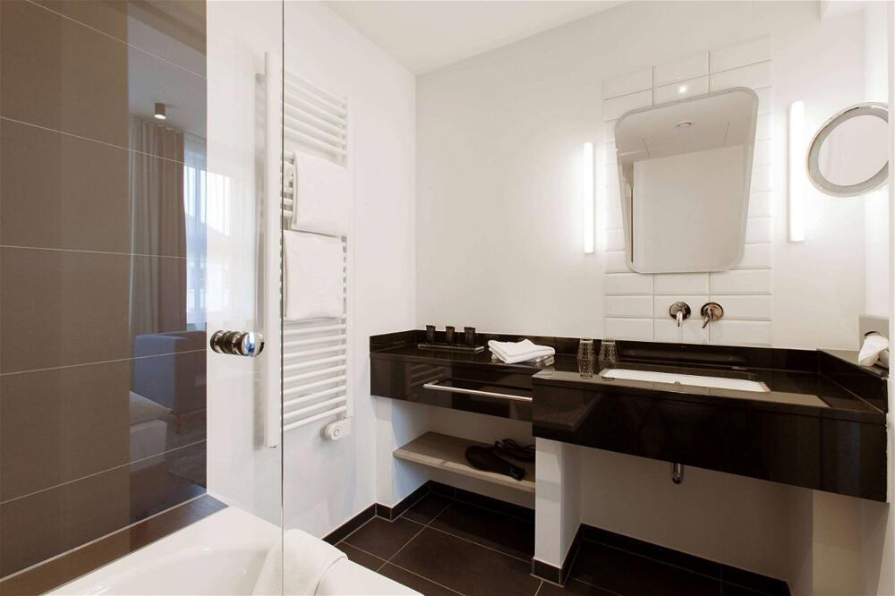 Foto del baño de Hotel Vienna House Easy Osnabrück