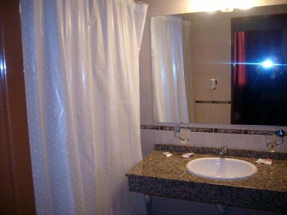 Foto del baño de San Remo Resort Hotel