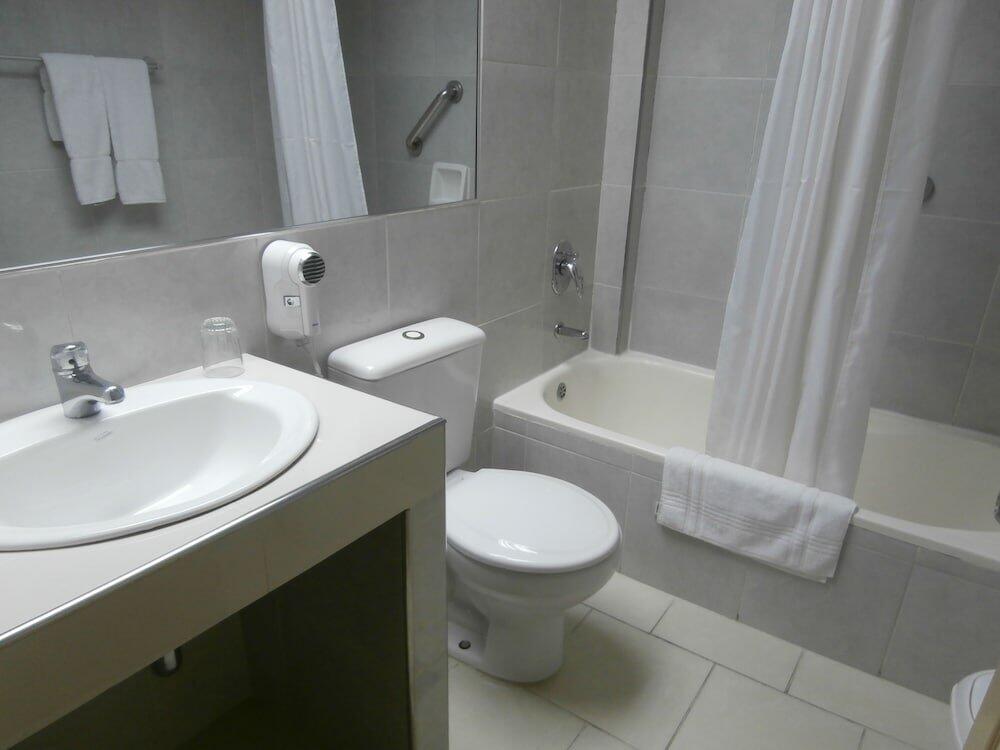 Foto del baño de Los Sauces Apart Hotel