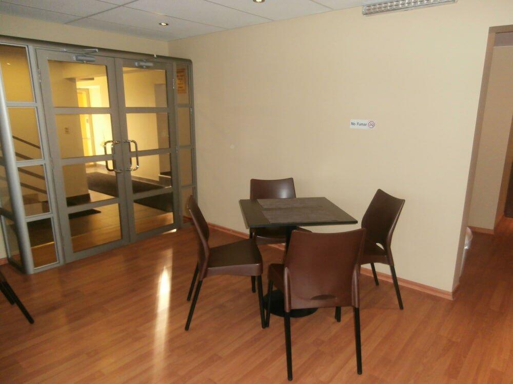 Foto de una habitación de Los Sauces Apart Hotel