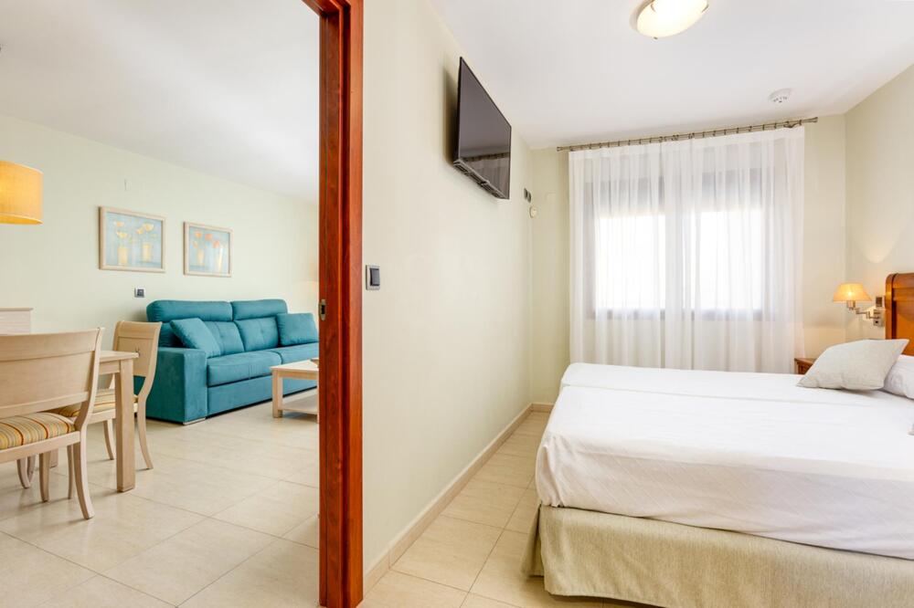 Foto de una habitación de Hotel Daniya Denia Spa &amp;amp; Business 4*