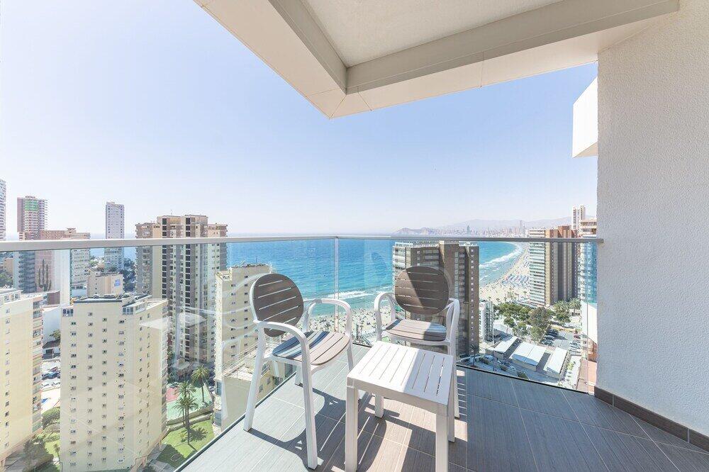 Foto de una habitación de Port Benidorm Hotel &amp;amp; Spa 4* Sup