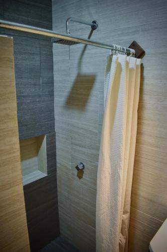 Foto del baño de El Zaguán Colonial by GuruHotel