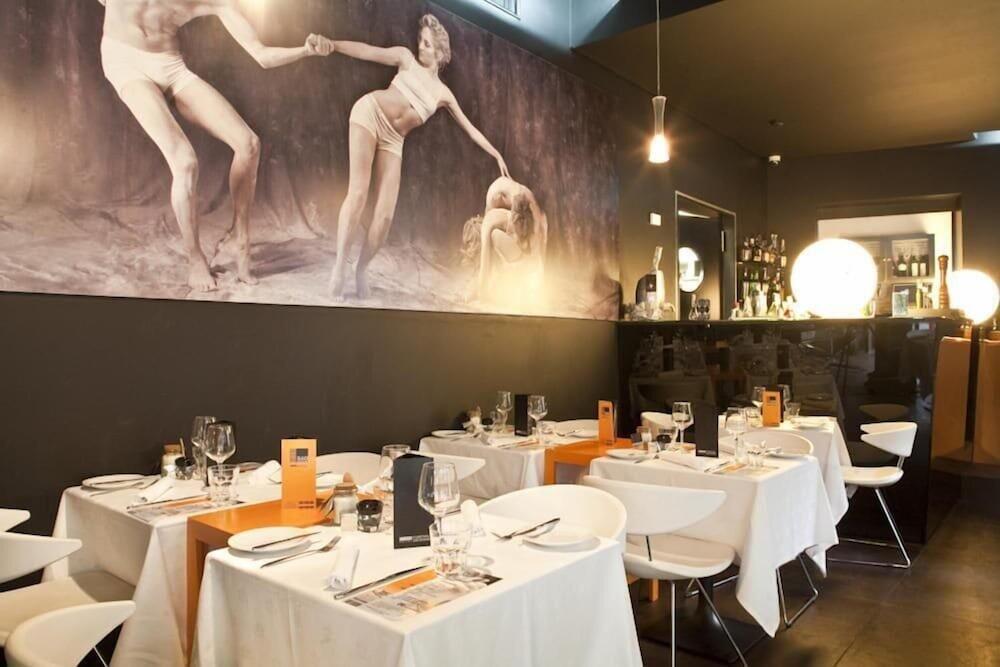 Foto de restauración de Funchal Design Hotel
