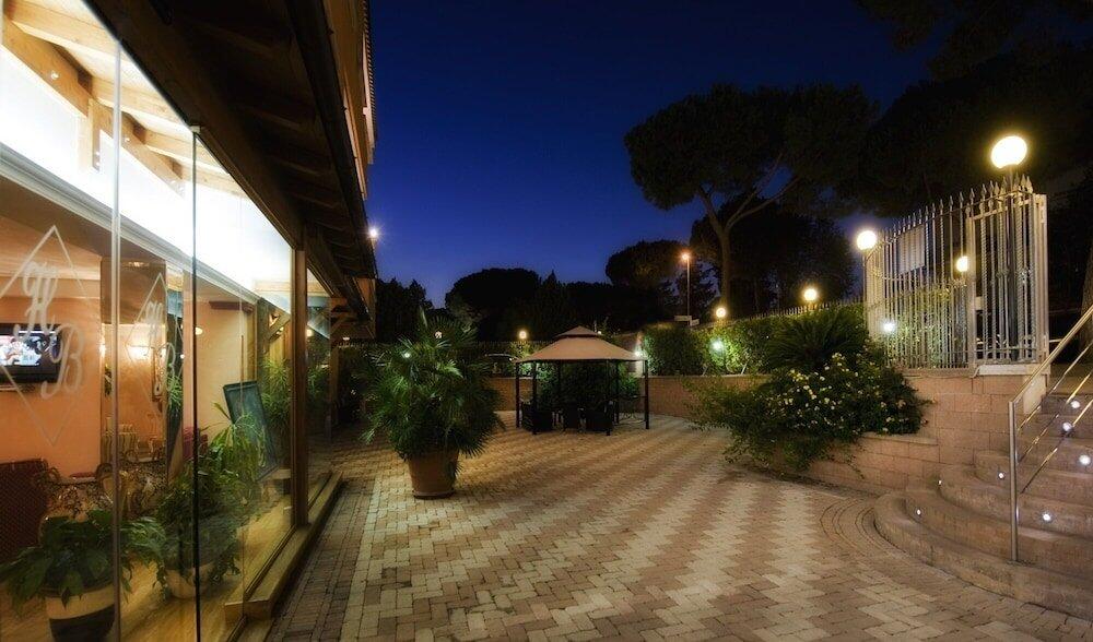 Foto del exterior de Hotel Bright